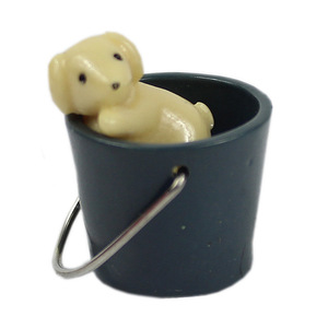 Adornos de cubos de resina en miniatura con arena y juguetes para decoración de casas de muñecas - Product Image 4