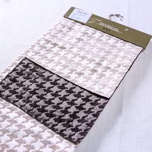 Tissu jacquard tissé 100 % polyester TengHui au mètre, style <span class=keywords><strong>dobby</strong></span> doux avec fonction mémoire pour doublures de canapé et utilisation en tente, en stock - Product Image 5