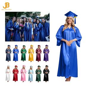 Venta al por mayor uniforme escolar barato de fábrica personalizado brillante vestidos de graduación gorra con borla uniformes para adultos bata de Graduación - Product Image 1