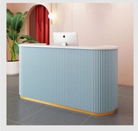 Comptoir de réception moderne, écologique et durable, personnalisable en couleur, petit format, avec logo sur mesure pour bureaux et comptoirs de magasins de détail