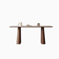 Table à manger rectangulaire en travertin : style vintage, haut de gamme, bois massif, couleur noyer, pour usage domestique
