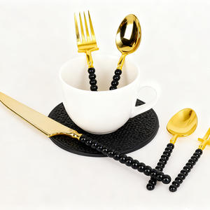 Set di <span class=keywords><strong>Posate</strong></span> Monouso da Campeggio con Manico Nero, Coltello Forchetta Cucchiaio in Plastica con Punta Dorata, <span class=keywords><strong>Servizio</strong></span> Logo ODM Disponibile - Product Image 6