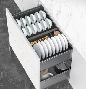 Meubles <span class=keywords><strong>de</strong></span> <span class=keywords><strong>cuisine</strong></span> intelligents modulaires avec éclairage LED <span class=keywords><strong>sous</strong></span>-armoire à intensité variable et <span class=keywords><strong>plan</strong></span> <span class=keywords><strong>de</strong></span> <span class=keywords><strong>travail</strong></span> en pierre frittée sur mesure - Product Image 1