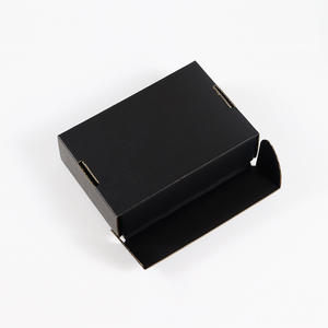 Caja corrugada negra de tres capas, caja de papel cuadrada Kraft de cartón de avión, paquete de caja de envío de <span class=keywords><strong>correo</strong></span> plegable con impresión en Color personalizado - Product Image 4