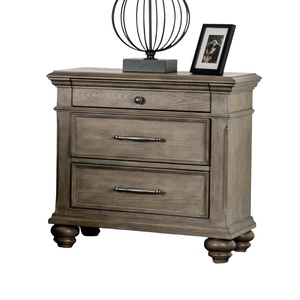 Comodino con Cassetti in Finitura Quercia Invecchiata, Arredamento per Camera da Letto in Stile Transizionale - Product Image 4