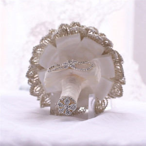 M3296 Customized New Design Handmade Rhinestone <strong>Wedding</strong> Bridal Bouquets Crystal Bouquet for <strong>Bride</strong> - Product Image 6