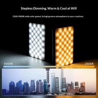 Ulanzi VL120 Luce RGB a Colori Completi Compatta per Fotocamera DSLR in Lega di Magnesio Senza Alimentazione Elettrica per Streaming Live, Videografia, Illuminazione Matrimoni