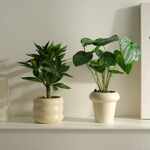 Bonsái biónico decorado nórdico, simulación de planta verde en maceta pequeña, flores artificiales para interior, oficina, sala de estar, escritorio - Product Image 1