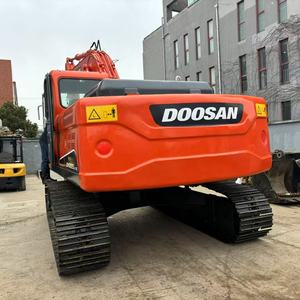 Excavatrice sur chenilles coréenne d'occasion Doosan DX225LC-9C, faible nombre d'heures de fonctionnement, bon état, poids opérationnel de 22 tonnes, moteur prêt à être expédié - Product Image 4