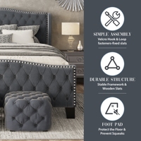 Luxuriöses Wingback-Bettgestell mit Diamant-Knopfheftung, Nagelkopfdetails und passendem gepolstertem Fußteil für Villen-Schlafzimmermöbel