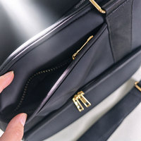 Sac à main en néoprène personnalisé OEM, grande capacité, organiseur pour les mamans actives et les voyages d'affaires, avec bandoulière