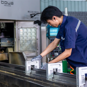 منفذ المصنع عالية الدقة gw25 نوع شفة الانزلاق الحمل الثقيل مخصصة الكرة hur ل CNC - Product Image 6