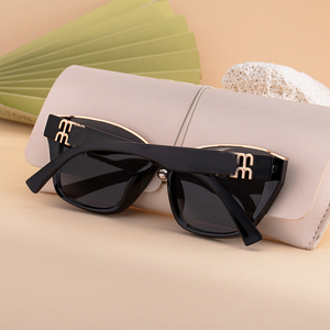 <span class=keywords><strong>Gafas</strong></span> <span class=keywords><strong>de</strong></span> <span class=keywords><strong>Sol</strong></span> Partagas al por Mayor, Modernas, <span class=keywords><strong>de</strong></span> Diseño, con Logotipo Personalizado, Extra Grandes, con Protección UV400, para Mujer - Product Image 4
