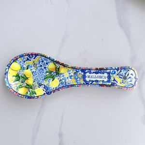 Portacucchiaio in Resina Stile Mosaico Siciliano, Souvenir di Maiorca, Spagna, Decorazione per Cucina e Casa - Product Image 4