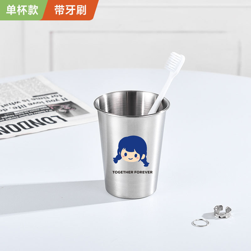 ถ้วยน้ำยาบ้วนปากรูปเครื่องหมายคำถาม [เด็กผู้หญิง] และแปรงสีฟัน