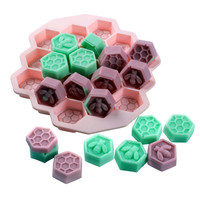 Moule en silicone 3D en forme de cylindre nid d'abeille, classique et populaire, en matériau de qualité alimentaire, pour chocolat, glaçons, bonbons et gelée DIY