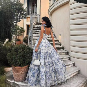 Vestido de Noche Largo de Organza con Estampado Floral y Hombros Descubiertos para Mujer, con Cintura Imperio, Sin Mangas y Capa Transparente, Ideal para Fiestas - Product Image 3