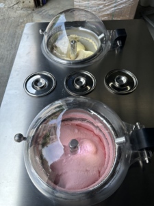 NSF CE được phê duyệt Gelato Máy 4 hương vị <span class=keywords><strong>Ice</strong></span> <span class=keywords><strong>Cream</strong></span> churning máy chất lượng cao TOP churn <span class=keywords><strong>Ice</strong></span> <span class=keywords><strong>Cream</strong></span> Maker <span class=keywords><strong>Ice</strong></span> <span class=keywords><strong>Cream</strong></span> churner - Product Image 5