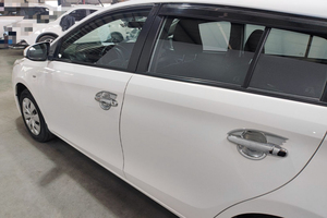Autos Usados <span class=keywords><strong>Yaris</strong></span> L 2015 1.5E Automático Edición Meidong Volante a la Izquierda Neumáticos R15 Asientos de Tela - Product Image 6