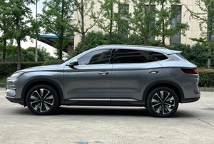 BYD Song Plus EV 2025 Édition Conduite Intelligente 520km SUV Électrique Batterie Blade Charge Rapide Voiture Compacte 5 Places - Product Image 4