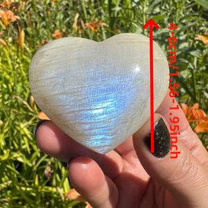 Pierre de lune bleue de qualité supérieure en gros, cristal de guérison, pierre naturelle polie pour décorations d'intérieur uniques et cadeaux de vacances - Product Image 5