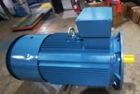 Moteur électrique de moteurs marins à courant alternatif triphasé 200KW à haut rendement pour alternateur de bateau 6 pôles