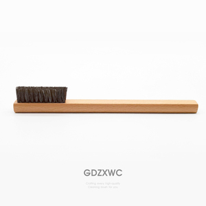 Brosse d'<span class=keywords><strong>escalade</strong></span> en hêtre 15-20 cm pour le nettoyage et le dépoussiérage, avec manche naturel, pour canapé et lit - Product Image 2