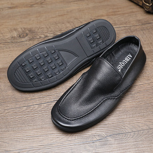 Aibuois Mocassins en cuir pour hommes à bout rond, à enfiler, semelle en caoutchouc, chaussures d'été respirantes - Product Image 1