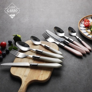 Bán Buôn 24-Mảnh Sang Trọng 18/0 Thép Không Gỉ <span class=keywords><strong>Flatware</strong></span> Set Hộ Gia Đình Màu Hồng Nhựa Xử Lý Bạc Dao Kéo Tùy Chỉnh Nhà Máy - Product Image 1
