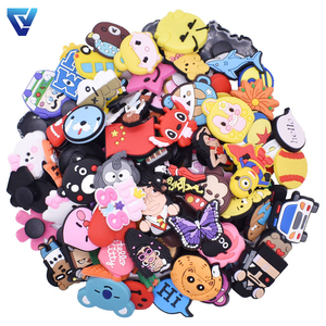 อุปกรณ์ตกแต่งหัวเข็มขัดสุดสร้างสรรค์ลายมาริโอ้น่ารักตามสั่งสำหรับงานปาร์ตี้รองเท้าด้านบนทำจากยางเนื้อนุ่มทนทาน - Product Image 1