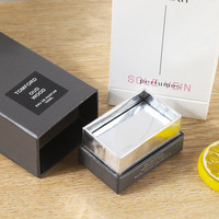 Petite boîte-cadeau de glaçure à lèvres de rouge à lèvres frais avec couvercle supérieur et inférieur en matériaux recyclés pour cosmétique pour emballage de crème d'essence