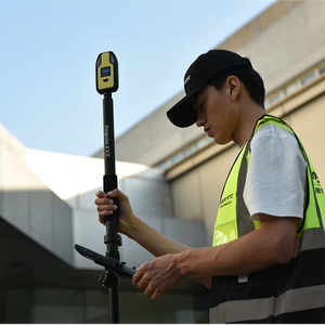 جهاز مسح P2 GNSS RTK مع دعم التخصيص حسب الطلب وحماية IP67 وشاشة LCD ونظام تحديد المواقع العالمي RTK للعمل الميداني - Product Image 5