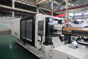 Machine <span class=keywords><strong>de</strong></span> moulage par injection <span class=keywords><strong>de</strong></span> grande capacité <span class=keywords><strong>BOLE</strong></span> pour la fabrication <span class=keywords><strong>de</strong></span> ventilateurs d'extérieur pour climatiseurs - Product Image 2