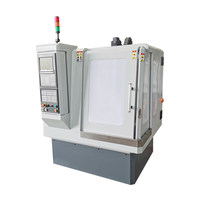 Machine de perçage et de fraisage CNC verticale de petite taille XH7121, affûtage de fraises à bout, broche à trois axes BT30, haute précision, NC