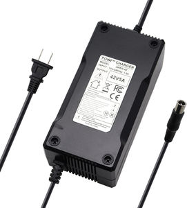 <span class=keywords><strong>Chargeur</strong></span> de scooter électrique 42V 5A, <span class=keywords><strong>chargeur</strong></span> de scooter <span class=keywords><strong>universel</strong></span> compatible avec les vélos électriques et les hoverboards - Product Image 5