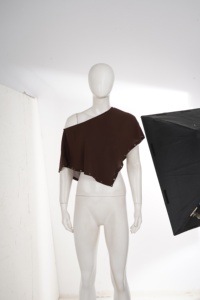 Novedad 2026 Top de Gasa para Mujer con Hombro Descubierto, Detalle de Remaches Asimétrico, Manga Corta, Estilo Casual de Verano - Product Image 6