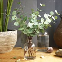 Vente chaude Tige Unique Artificielle Eucalyptus Argent Feuilles Real Touch Verdure Arrangements Floraux pour Noël Saint Valentin
