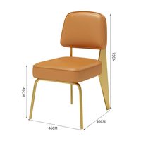 Ensemble de salle à manger de restaurant de luxe moderne, banquette rembourrée, chaises élégantes, mobilier de restaurant durable et écologique pour