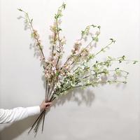 artificielles au réalisme exceptionnel, fabriquées à la main; lys en soie synthétique à tige longue de 84 cm