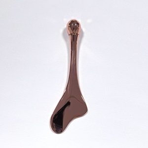 Espátula para Crema de Ojos en Oro Rosa, Cuchara para Masaje Facial - Product Image 1