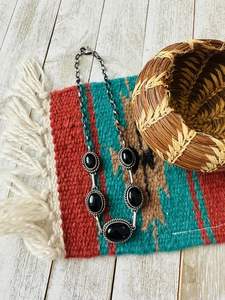 สร้อยคอเงินแท้ประดับด้วยหินออนิกซ์สีดำทำมือ ดีไซน์หรูหราชุบทอง เหมาะสำหรับวันครบรอบ - Product Image 2