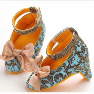 Nueva Llegada Zapatos para Niñas Pequeñas Tacones Altos Zapatos Elegantes para Fiestas de Niñas con Lazo Sandalias para Niñas - Product Image 1