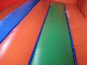 Château gonflable CRAYON PRAYLAND combo pour location commerciale lors de fêtes - Product Image 4