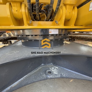 Excavadora de cadenas usada Komatsu PC240LC-8, casi nueva, para minería y canteras. - Product Image 5