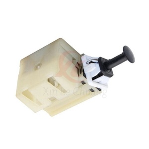 Superventas sistema eléctrico del automóvil interruptor de luz de freno automático 4671336AD para 2001-2020 Jeep Chrysler Dodge - Product Image 4