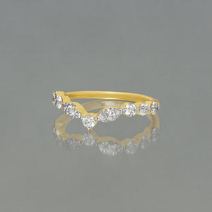 Anillo de <span class=keywords><strong>banda</strong></span> de tiara de musas de diamantes de oro vermeil de Plata de Ley 925 - Product Image 2