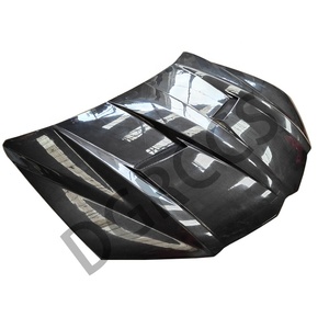 For Urus SUV High-quality Carbon Fiber Engine Compartment and Engine Cover Are All Carbon 2018-2021 - Product Image 3