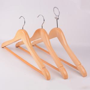 Anneau <span class=keywords><strong>crochet</strong></span> <span class=keywords><strong>antivol</strong></span> en bois cintre pour hommes femmes costumes large épaule hôtel chambre vêtements <span class=keywords><strong>crochet</strong></span> pour magasins voyage - Product Image 2