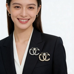 Broche de Aleación Chapado en Oro de Marca de Lujo, Broche de Diseño, Accesorios Decorativos, Joyería de Moda para Ropa - Product Image 6