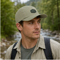 Gorra de béisbol para exteriores de nailon de 5 paneles con parche de TPU, ligera, suministro OEM directo de fábrica para compradores de artículos de senderismo, con logotipo y color personalizados.